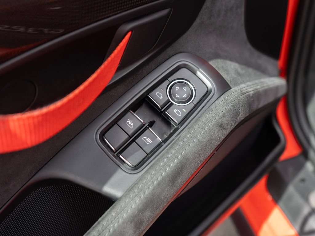 Used 2016 Porsche 911 GT3 RS RWD image 29