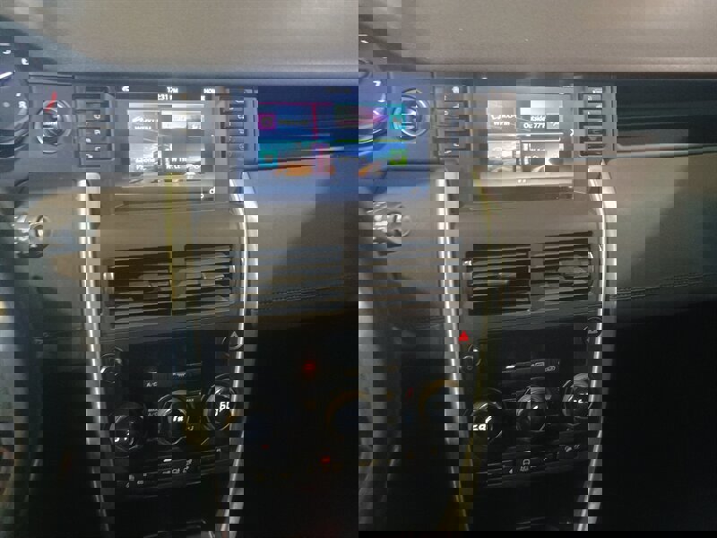 Used 2019 Land Rover Discovery Sport SE AWD/4WD image 20