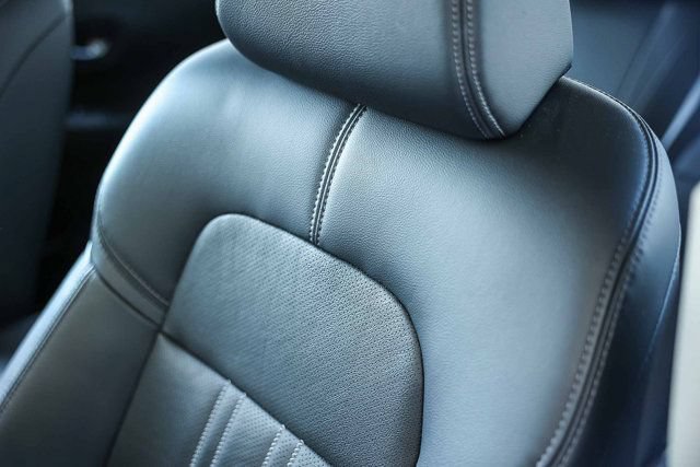 Certified 2024 Honda HR-V EX-L image 31