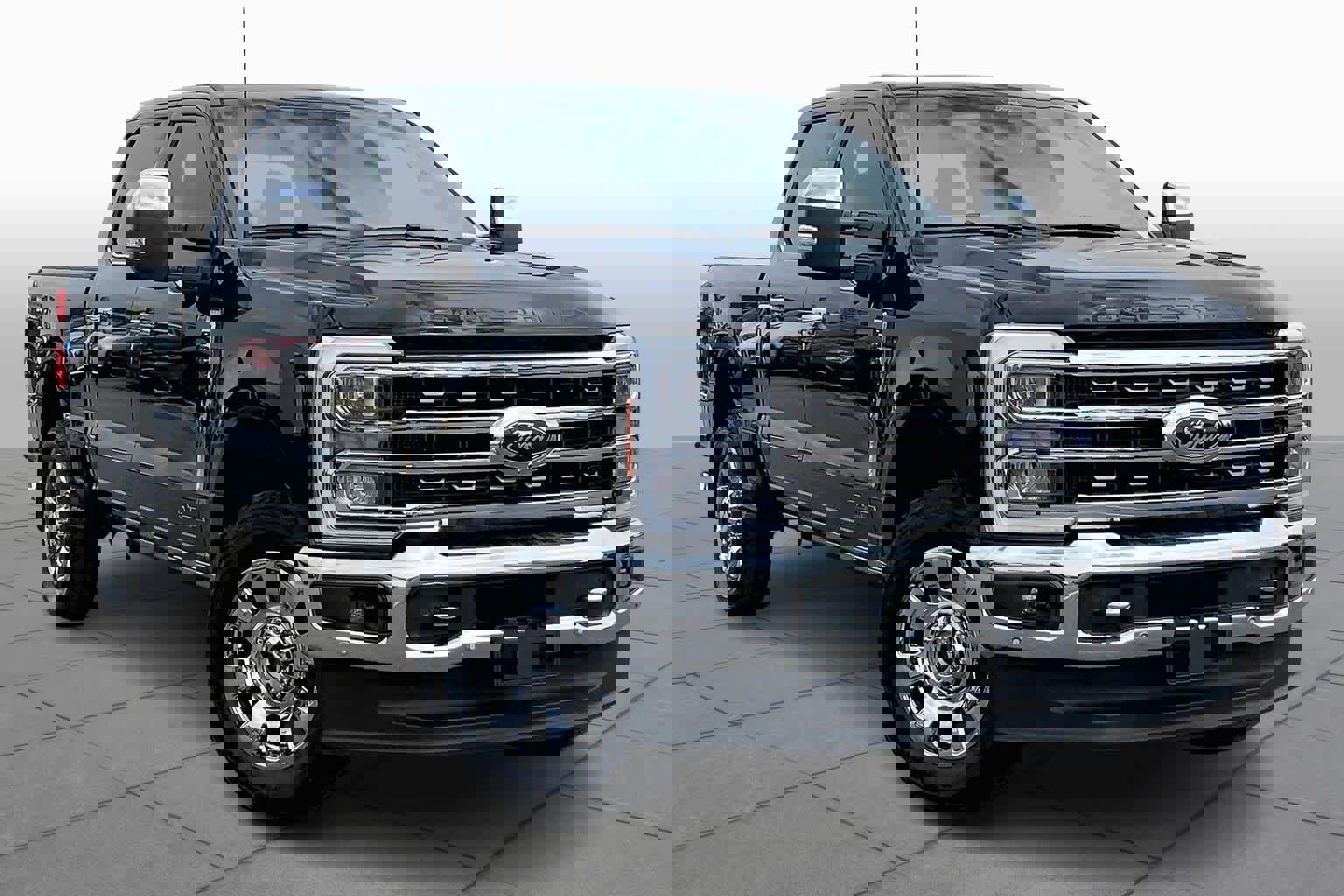 Used 2024 Ford F250 King Ranch w/ Chrome Package image 3