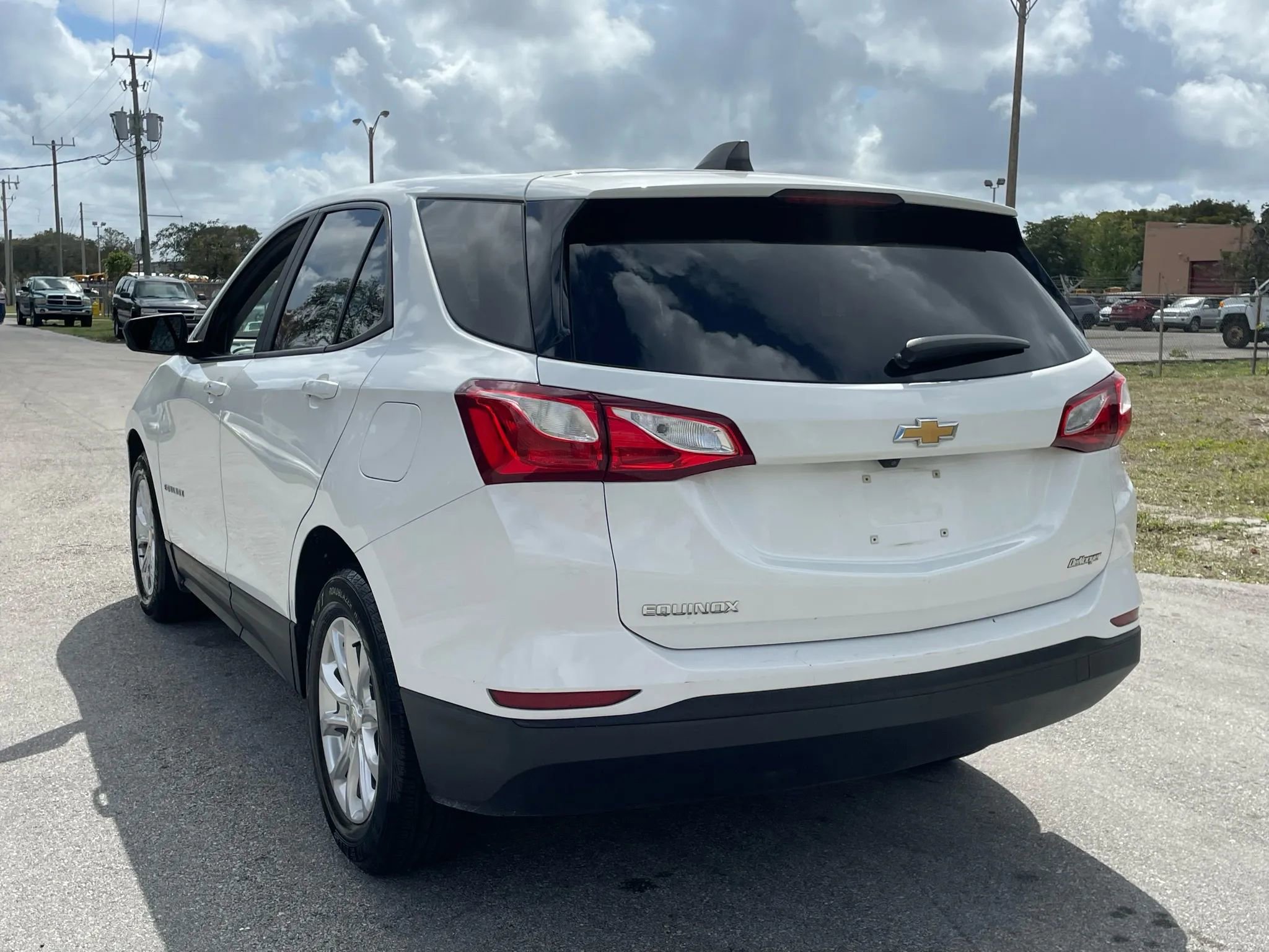 Used 2021 Chevrolet Equinox LS w/ LS Convenience Package FWD image 10