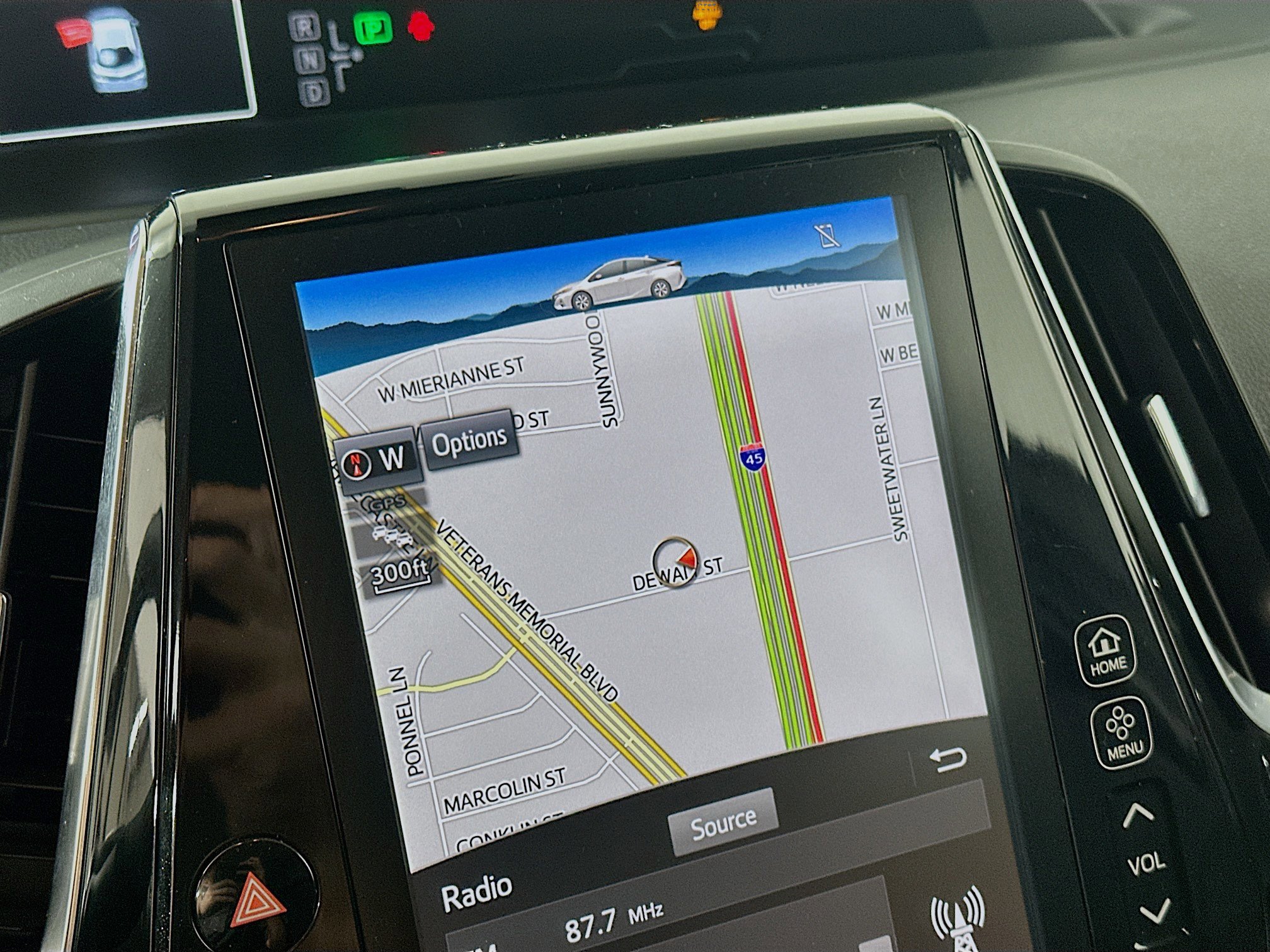 Used 2019 Toyota Prius Prime Premium FWD image 21