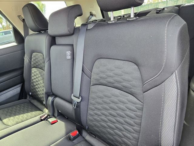 Used 2024 Nissan Pathfinder SV image 12