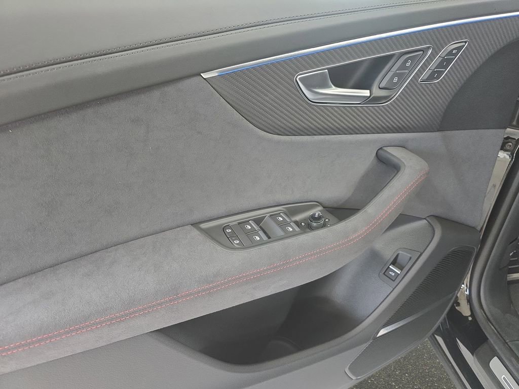 New 2026 Audi RS Q8 performance image 17