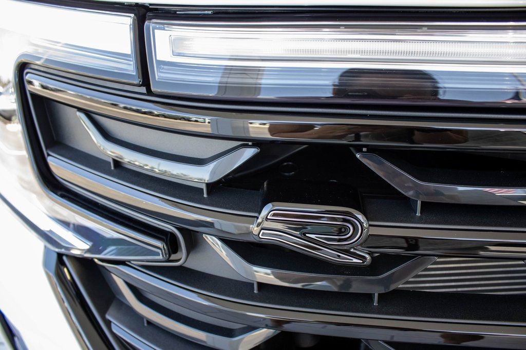 New 2025 Volkswagen Atlas Cross Sport SEL R-Line AWD/4WD image 9