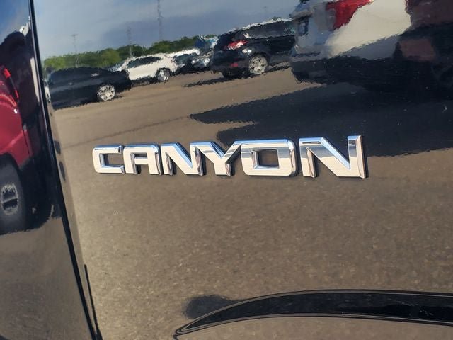 Used 2016 GMC Canyon SLE w/ Nightfall Edition AWD/4WD image 24