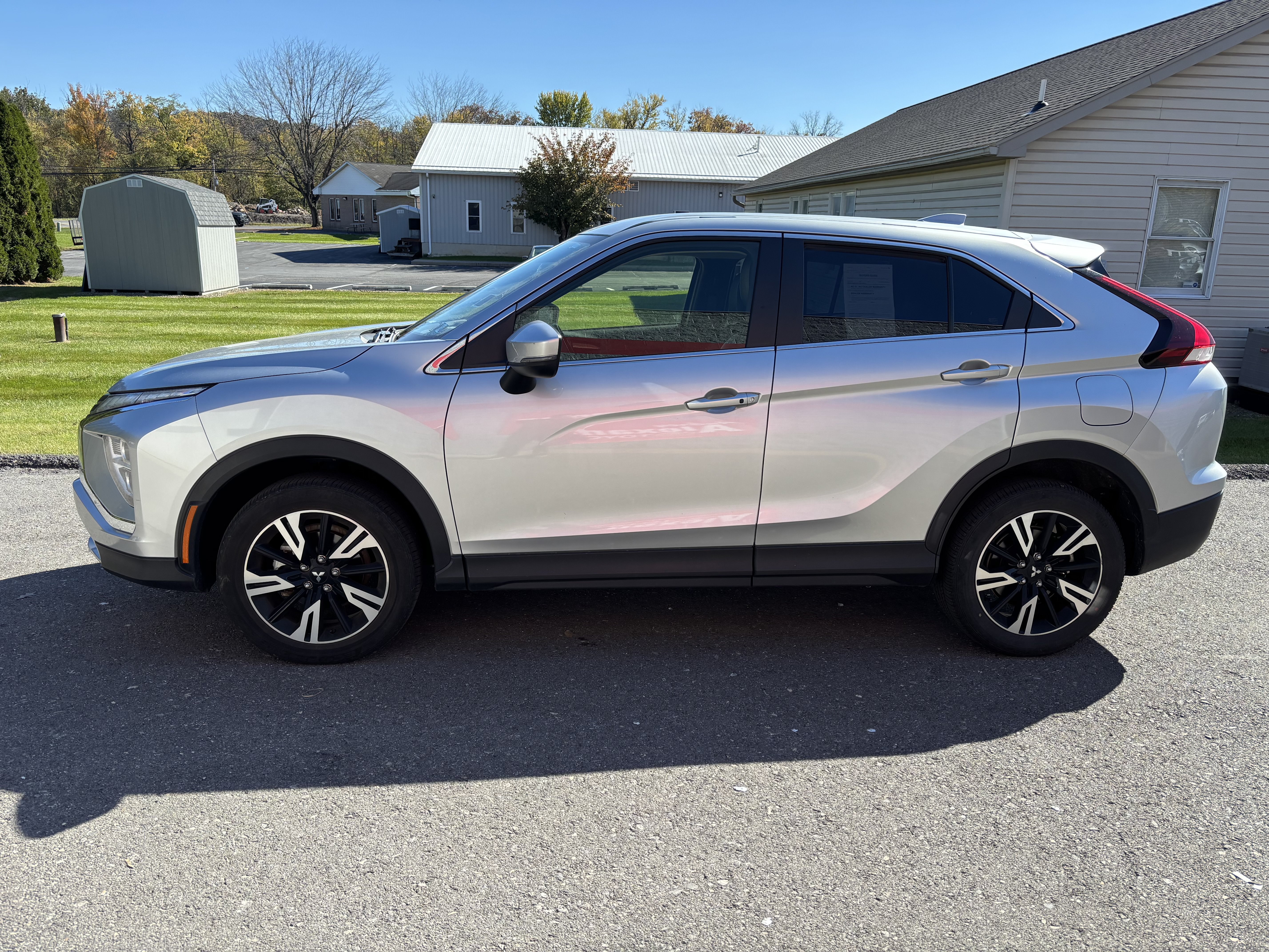 Used 2025 Mitsubishi Eclipse Cross SE AWD/4WD image 7
