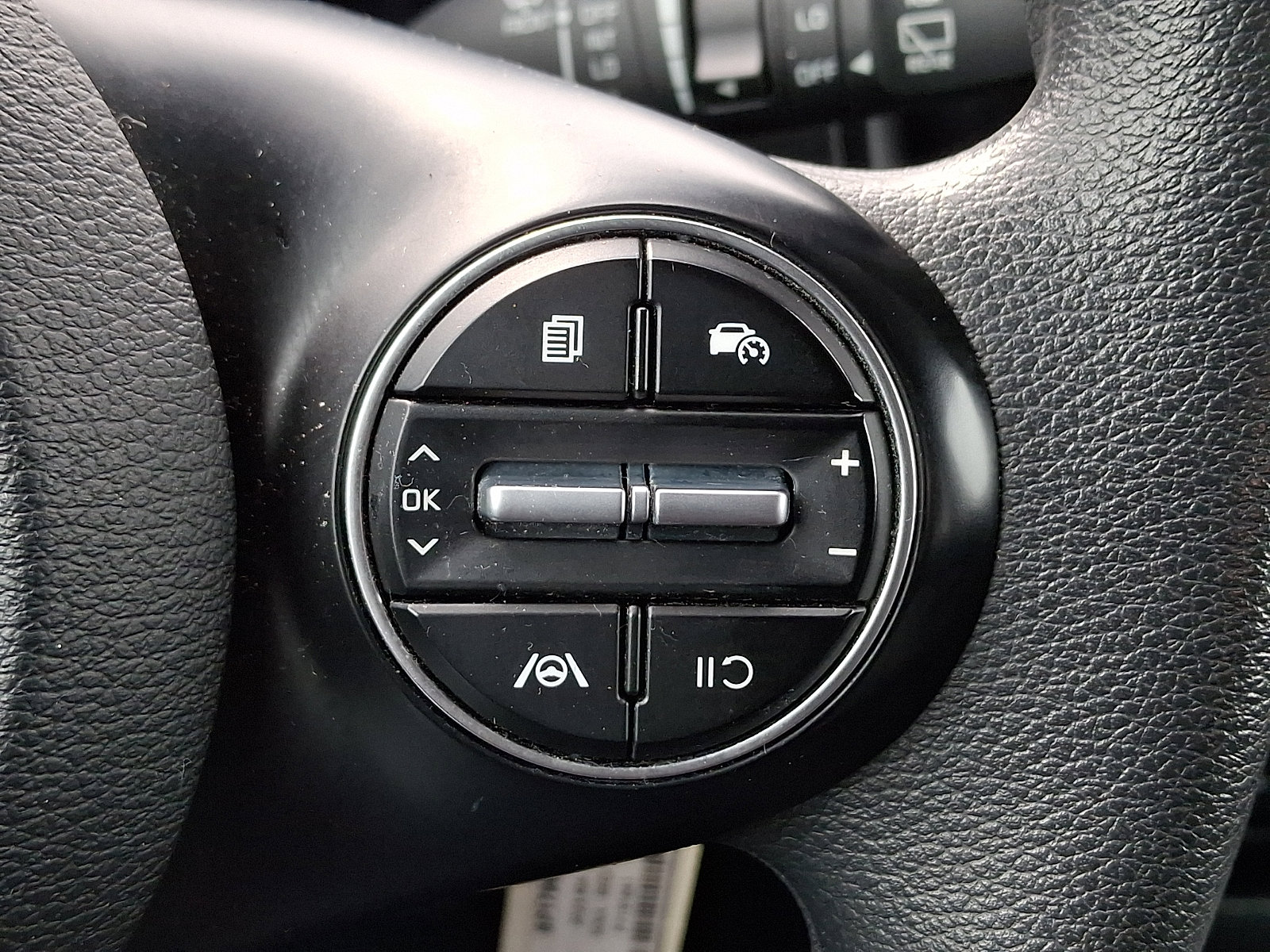 Used 2023 Kia Soul LX image 22