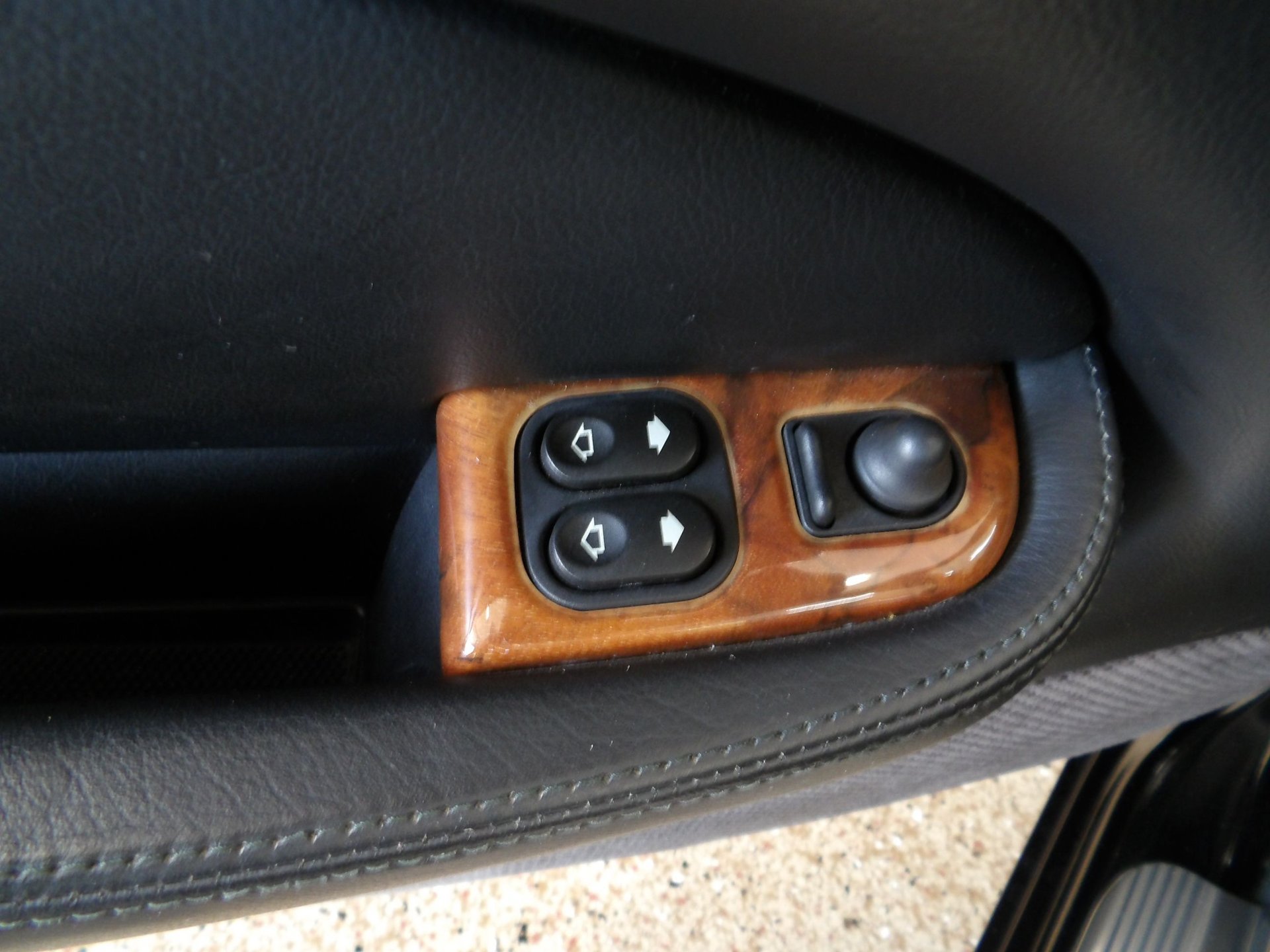 Used 2001 Jaguar XK8 Convertible RWD image 72