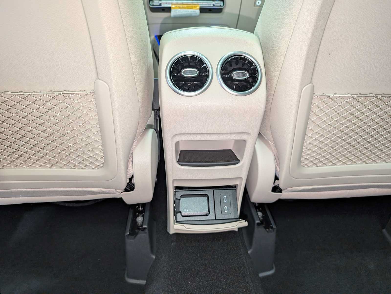 New 2026 Mercedes-Benz GLA 250 4MATIC image 19