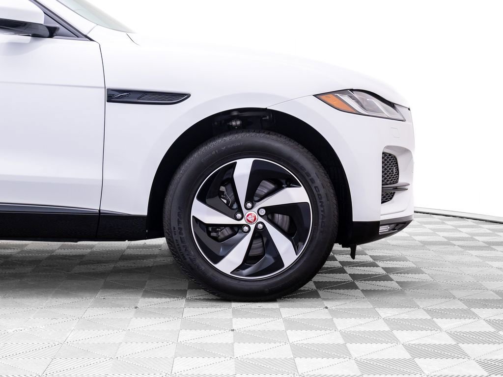 Used 2022 Jaguar F-PACE S image 41