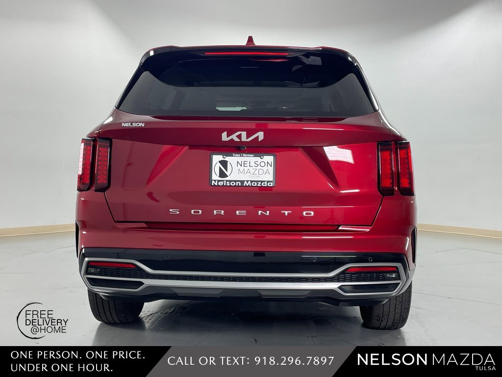 Used 2022 Kia Sorento S w/ Panoramic Sunroof Package image 7
