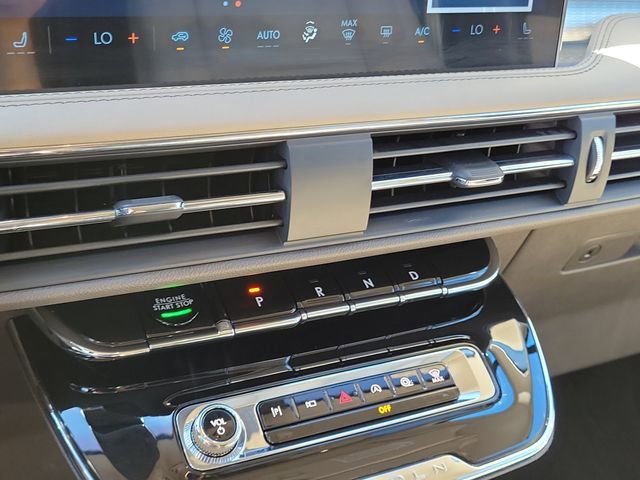Certified 2024 Lincoln Corsair FWD image 18