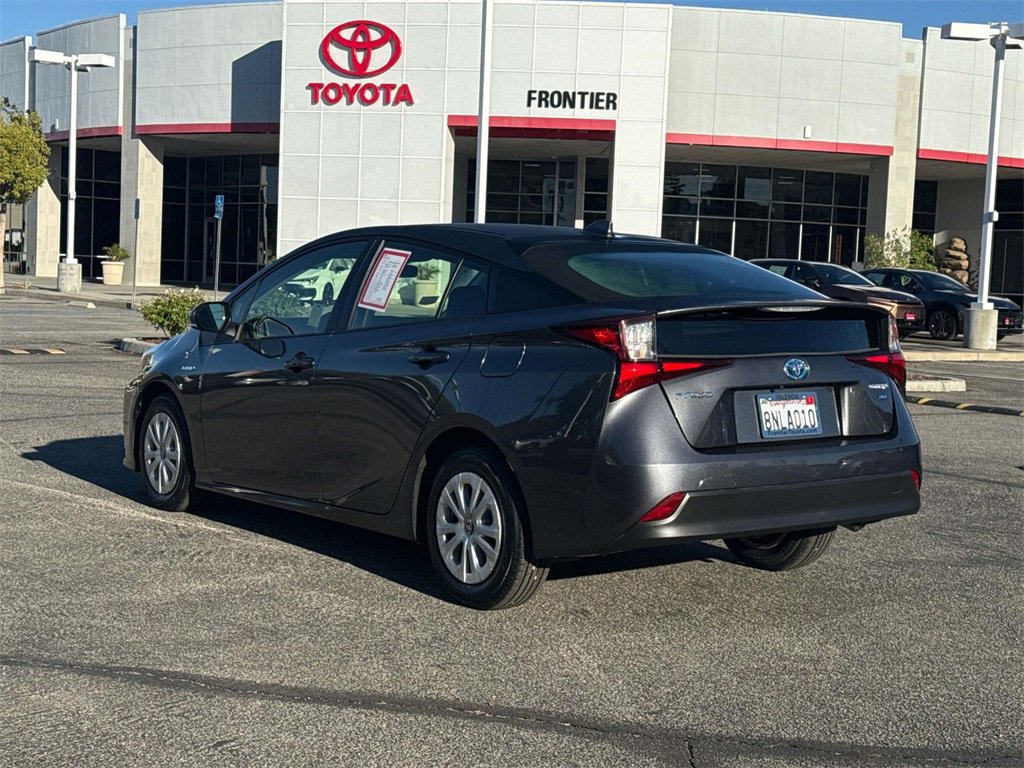 Certified 2020 Toyota Prius L Eco image 5