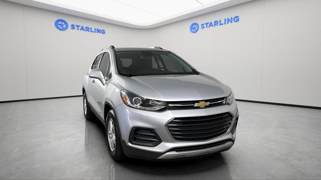 Used 2020 Chevrolet Trax LT w/ Driver Confidence Package FWD image 15