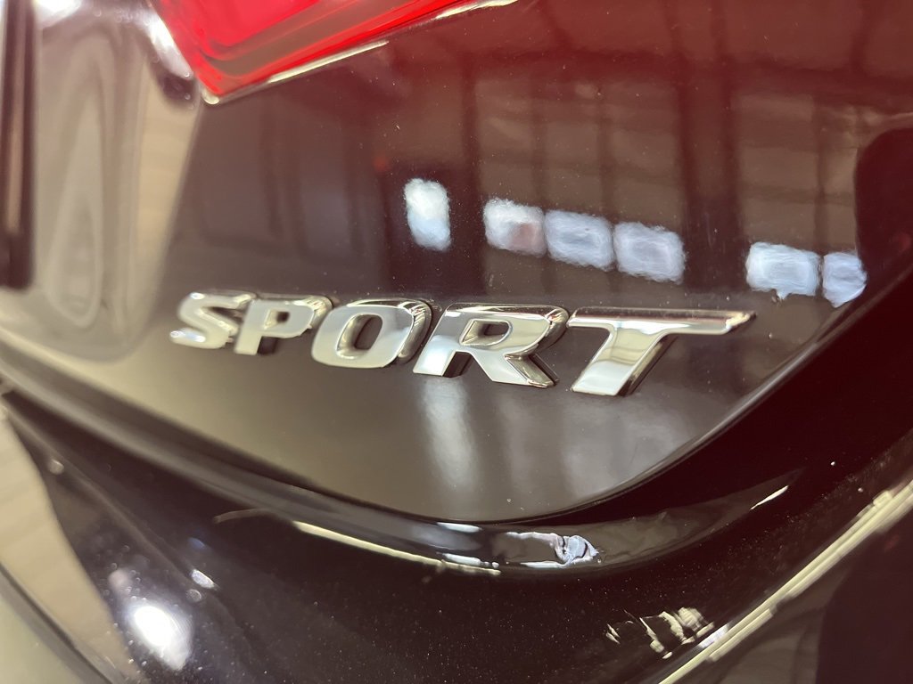 Used 2022 Honda Accord Sport image 34