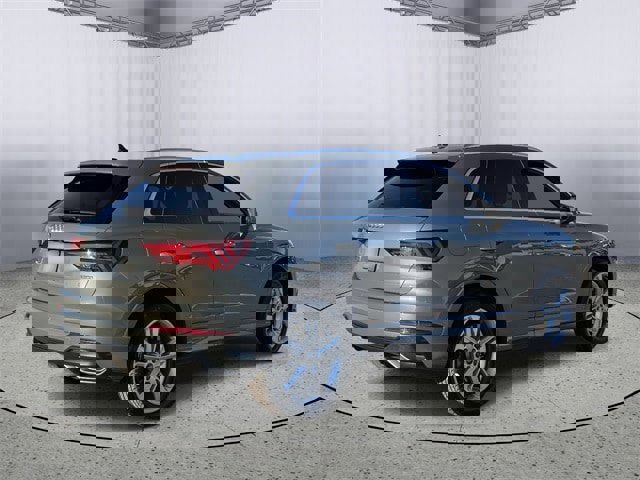 Used 2020 Audi Q3 2.0T Premium w/ Convenience Package image 9