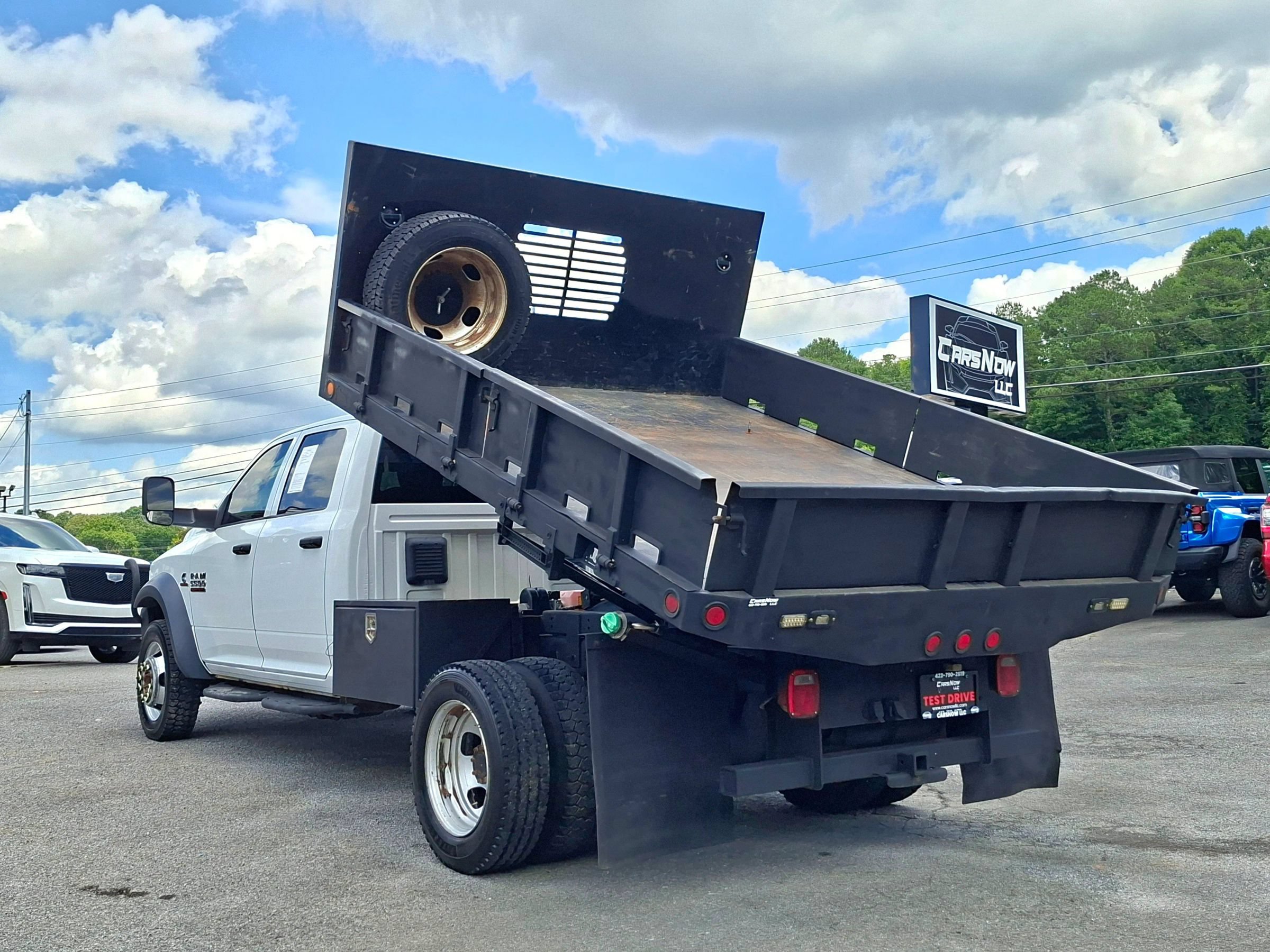 Used 2018 RAM 5500 Tradesman AWD/4WD image 4