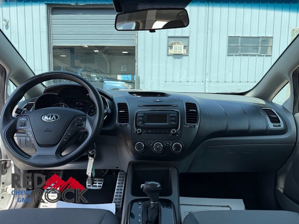 Used 2017 Kia Forte LX FWD image 18