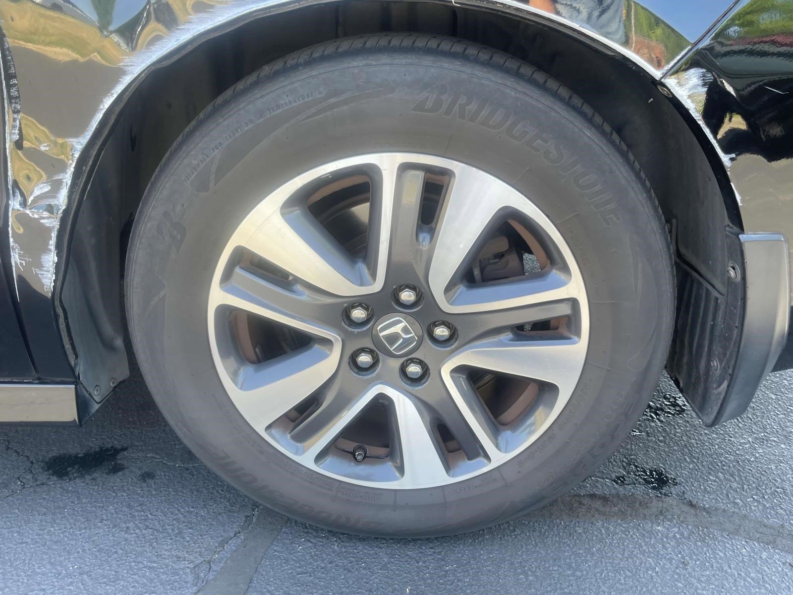 Used 2014 Honda Odyssey Touring Elite image 7