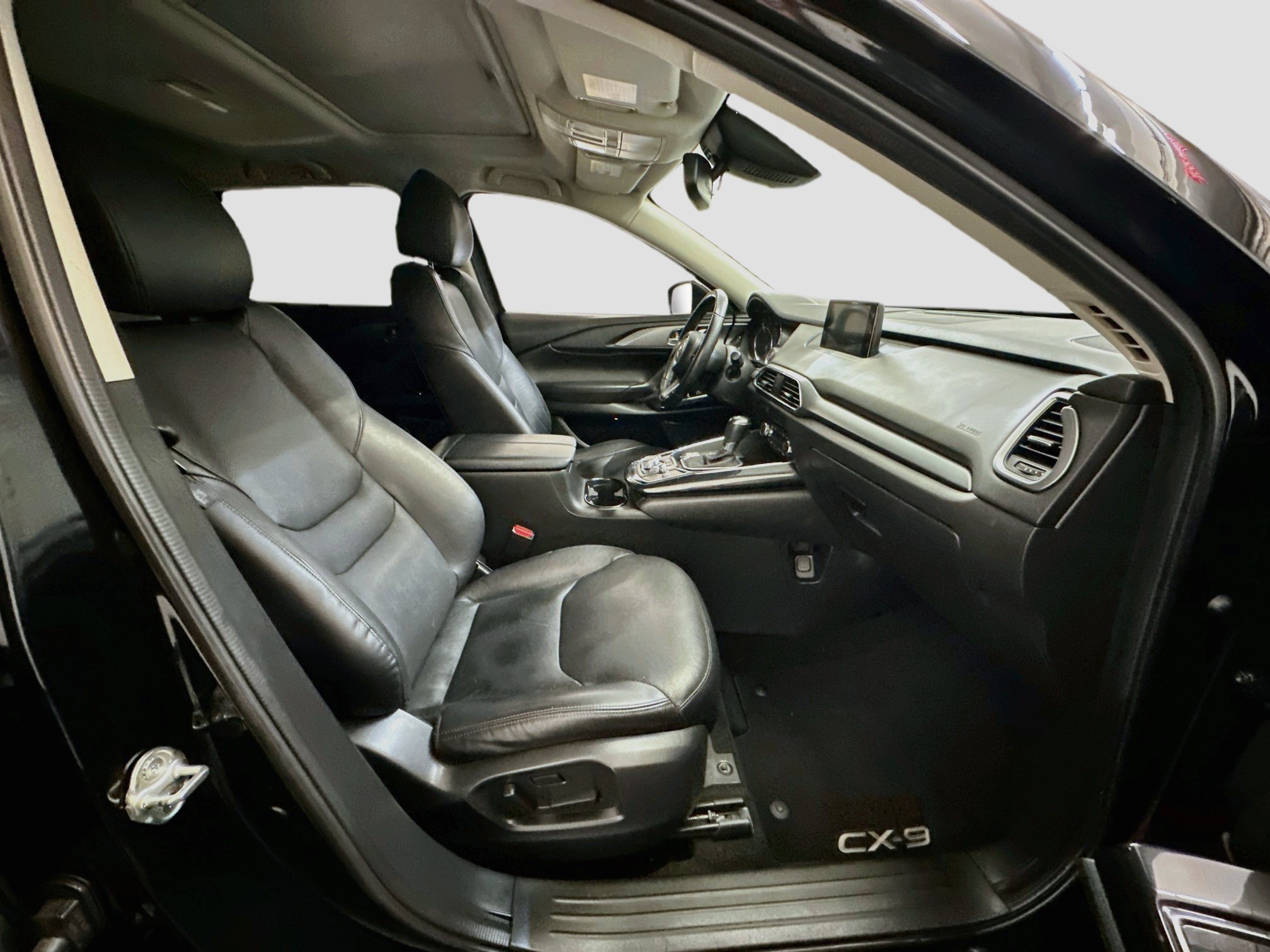 Used 2018 MAZDA CX-9 Touring w/ Touring Premium Package AWD/4WD image 35