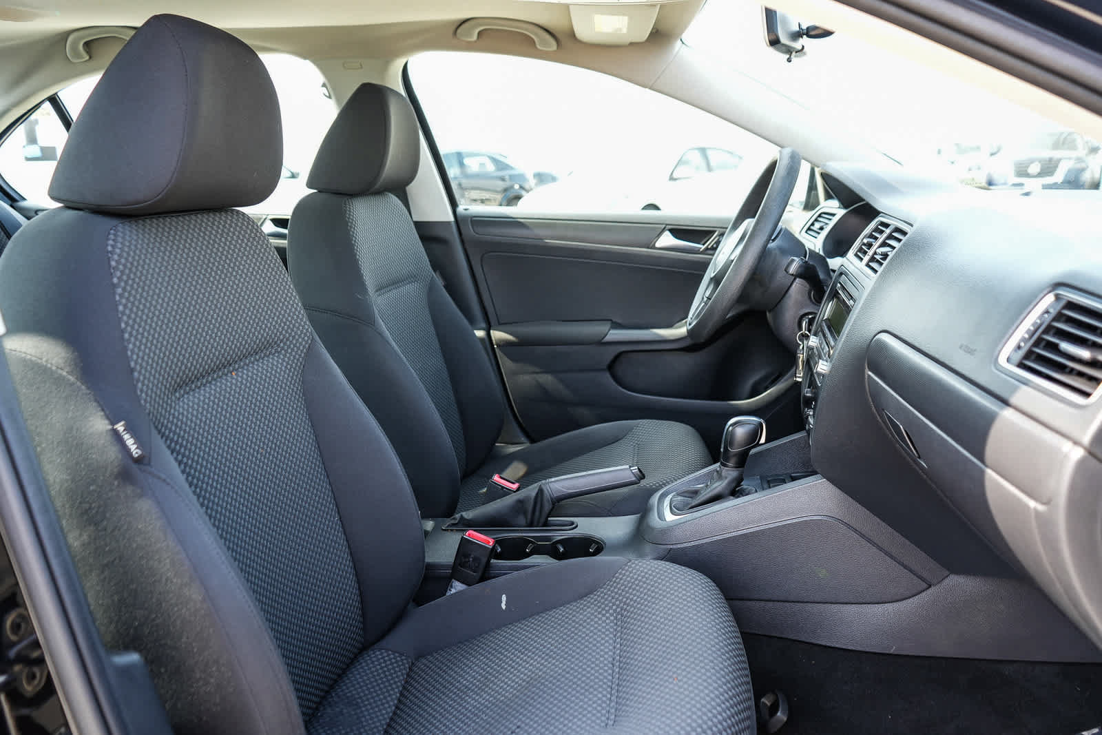 Used 2012 Volkswagen Jetta S FWD image 16