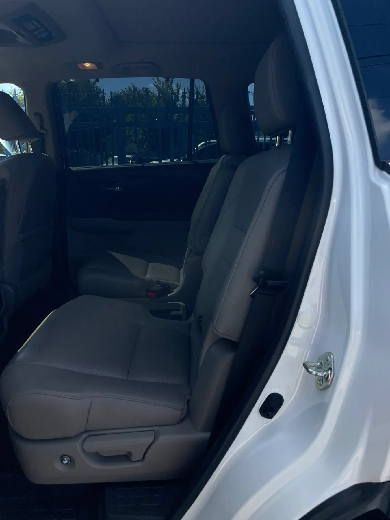 Used 2017 Honda Pilot Elite image 19