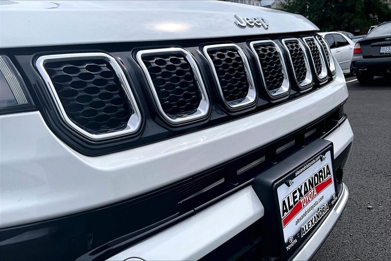 Used 2023 Jeep Compass Limited AWD/4WD image 28
