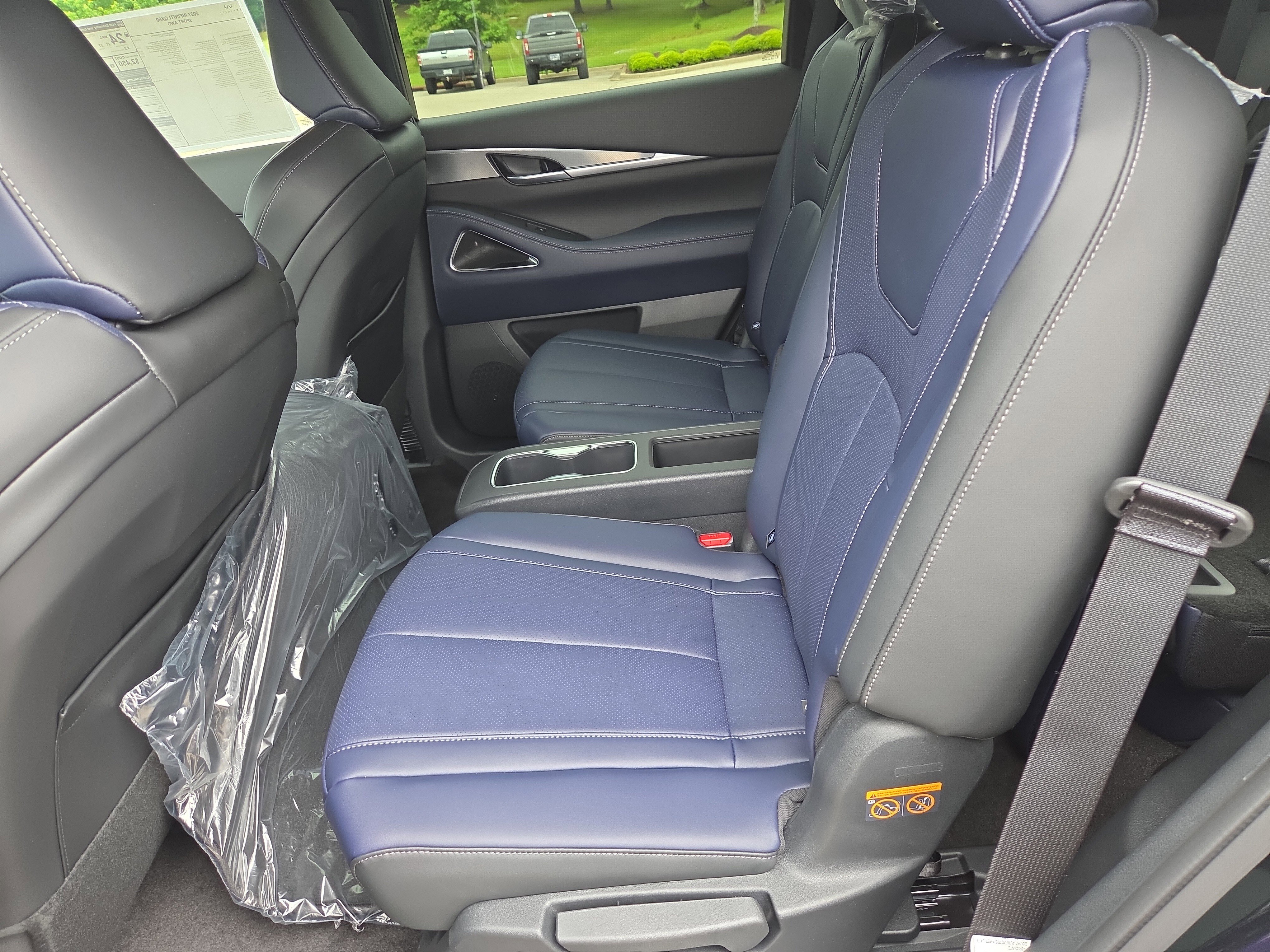 New 2027 INFINITI QX60 Sport w/ Dark Cargo Package AWD/4WD image 6