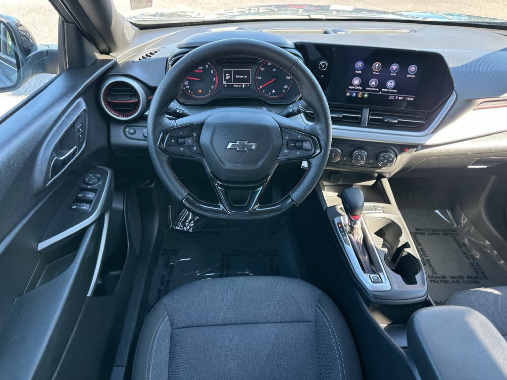 Certified 2024 Chevrolet Trax RS FWD image 21
