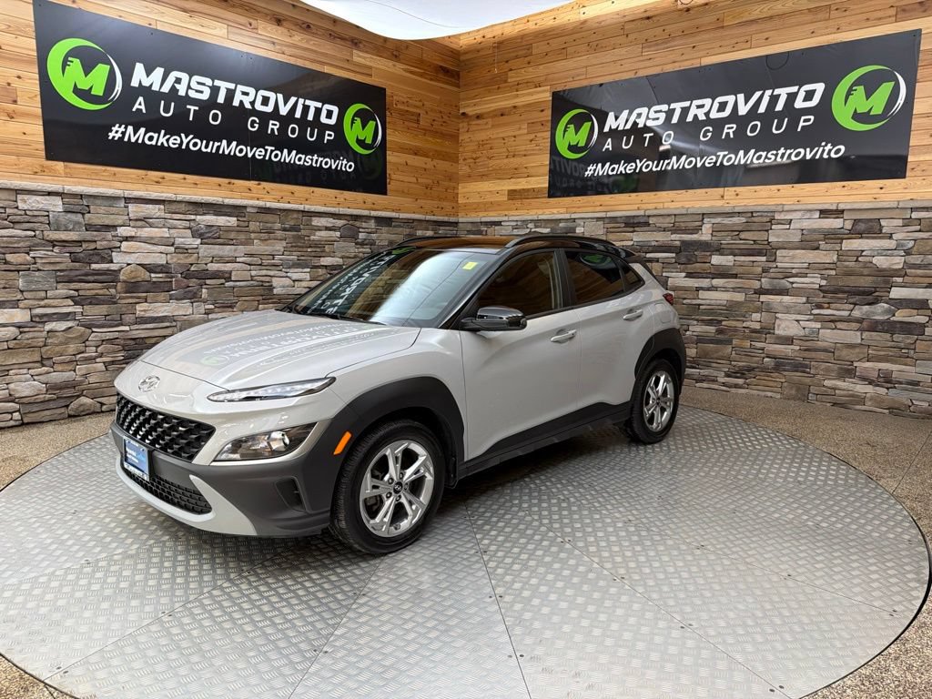 Used 2023 Hyundai Kona SEL AWD/4WD image 2