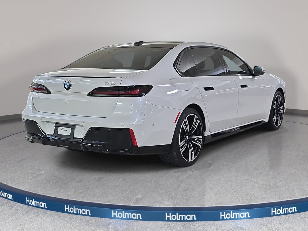 Certified 2023 BMW 740i RWD image 6