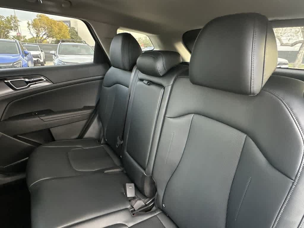 Certified 2026 Kia Sportage SX FWD image 22