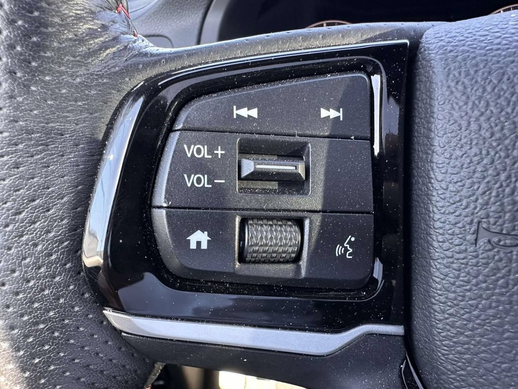 Certified 2025 Honda Ridgeline Black Edition image 19