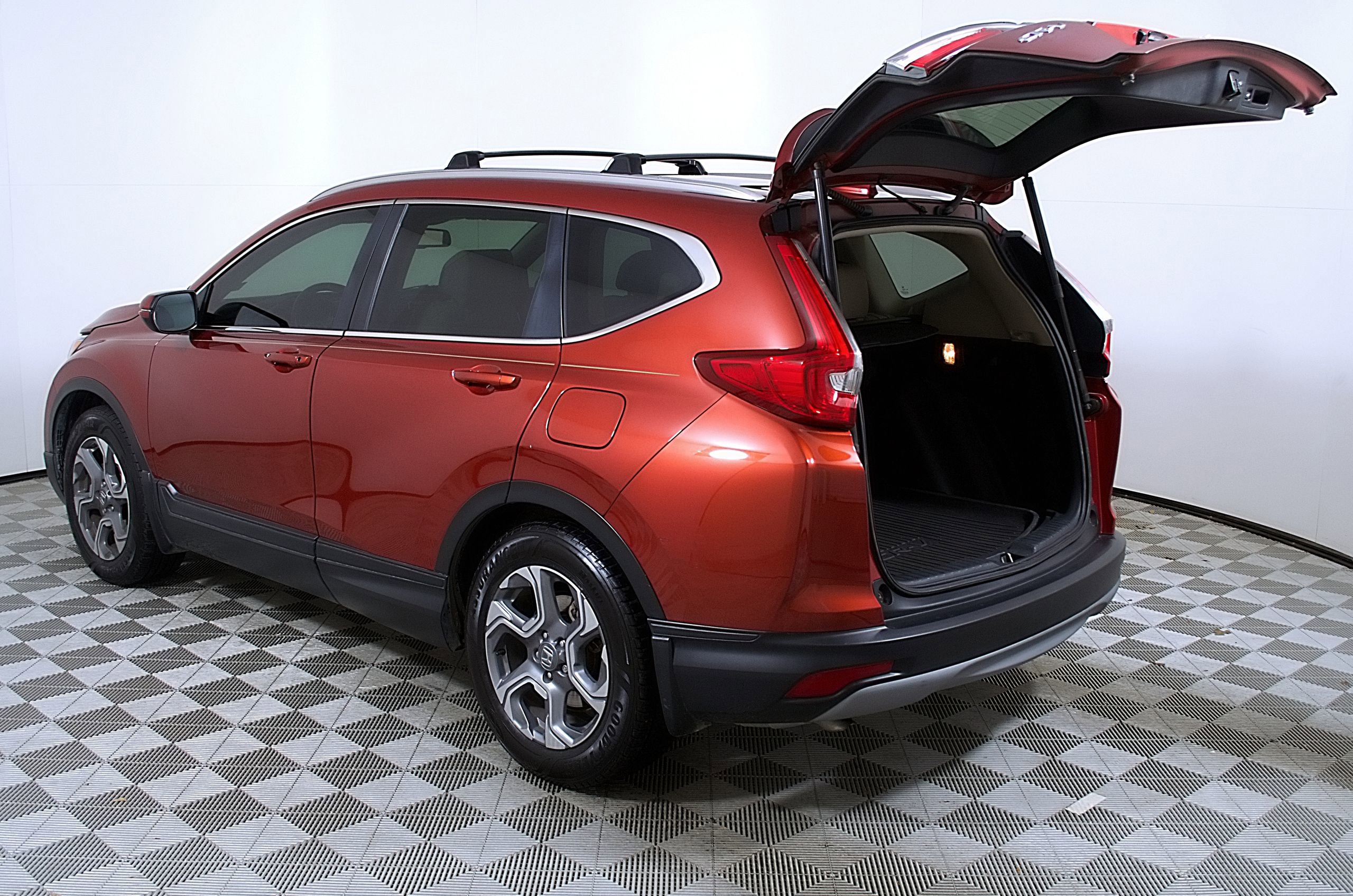 Used 2017 Honda CR-V EX-L image 10