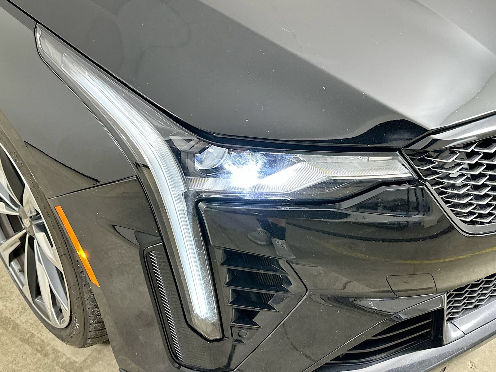 Used 2023 Cadillac CT4 V Blackwing w/ Driver Assist Package RWD image 10
