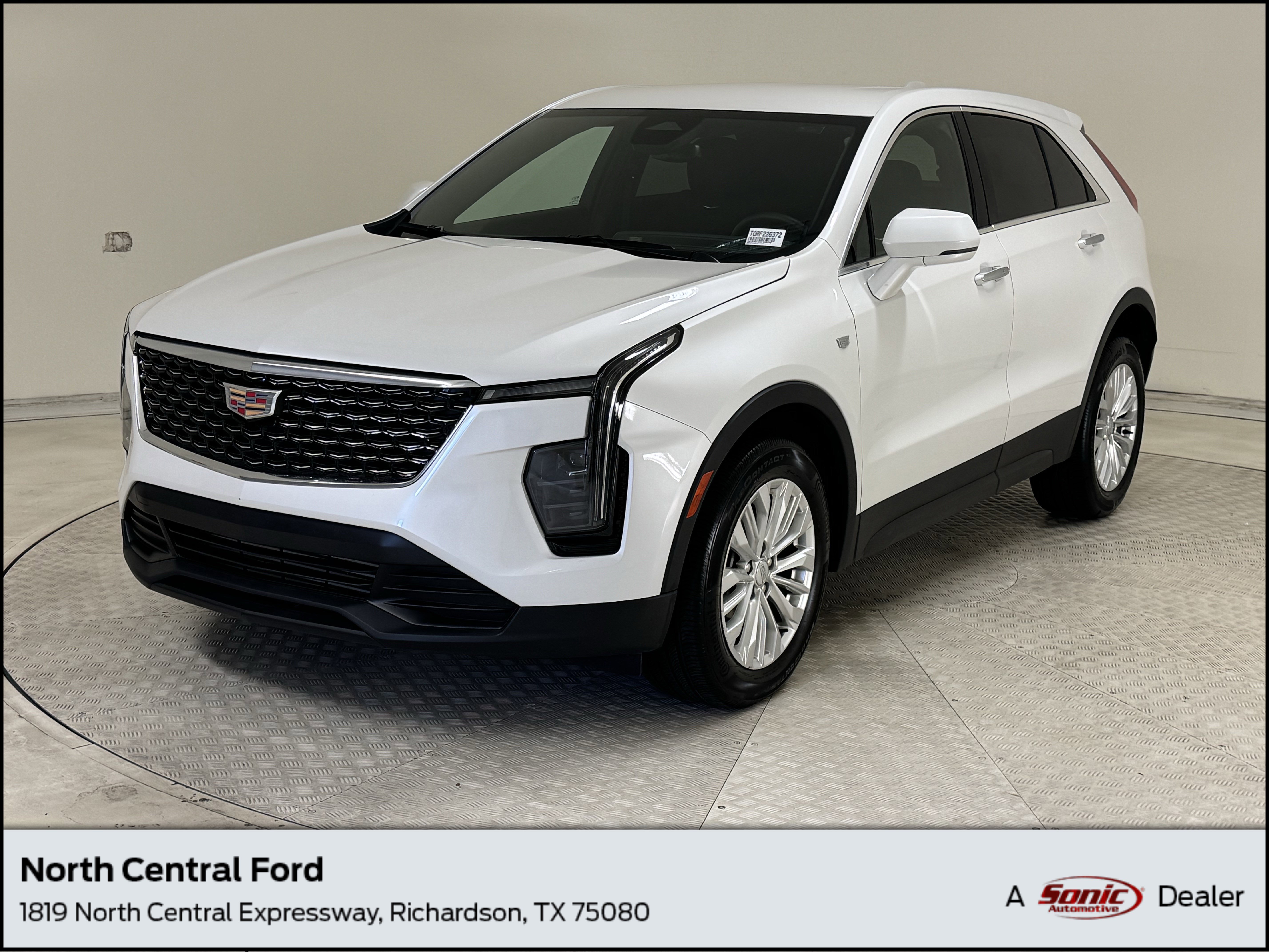 Used 2024 Cadillac XT4 Luxury w/ Cold Weather Package