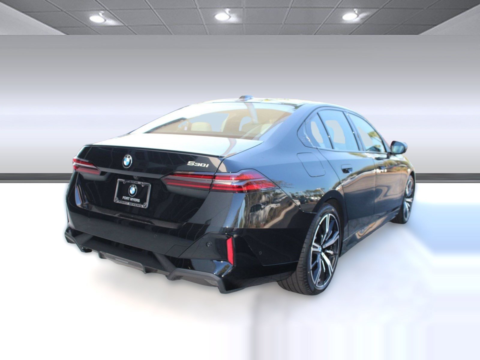 Used 2026 BMW 530i w/ M Sport Package RWD image 9