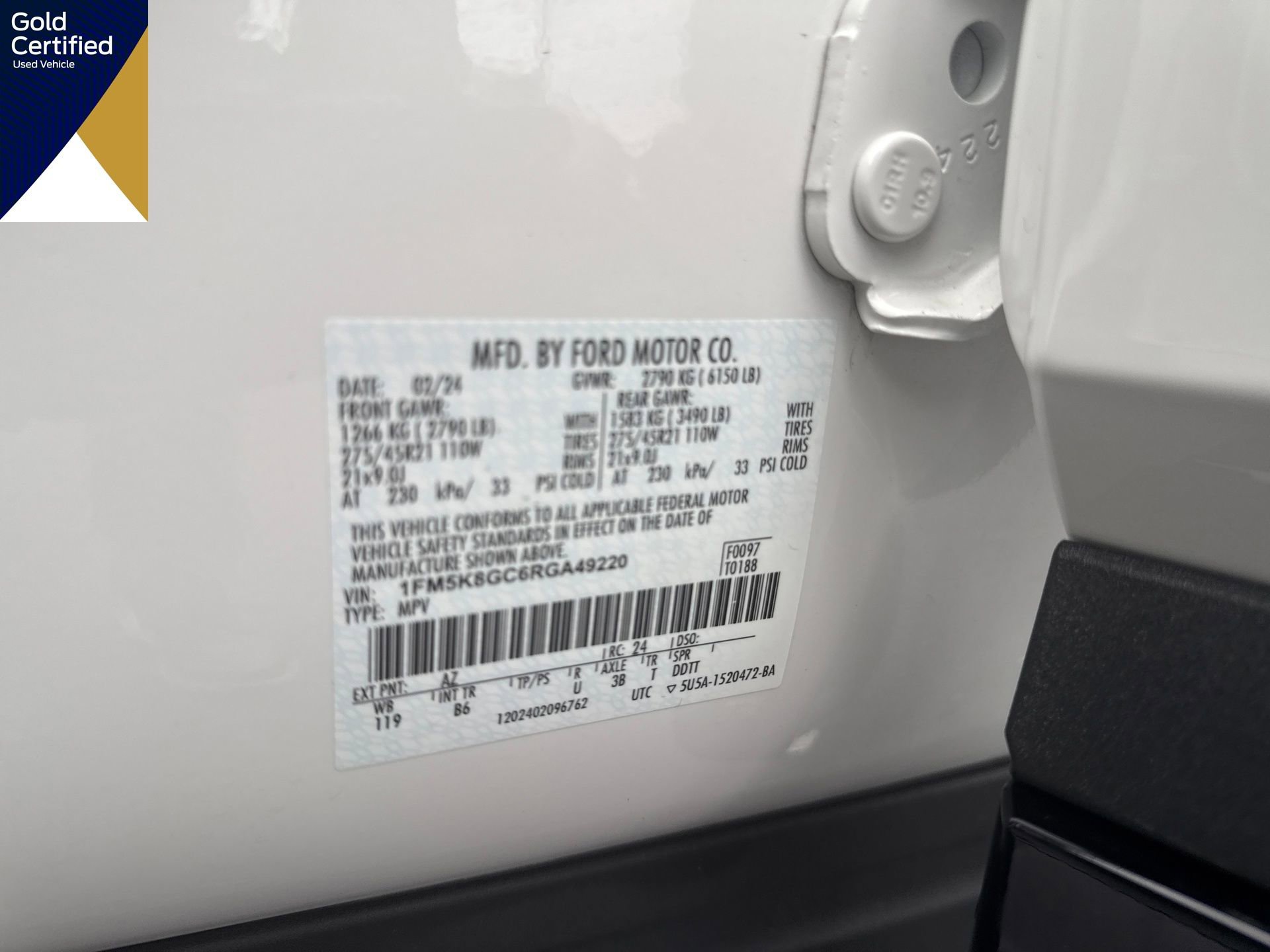 Certified 2024 Ford Explorer ST w/ Equipment Group 401A image 34