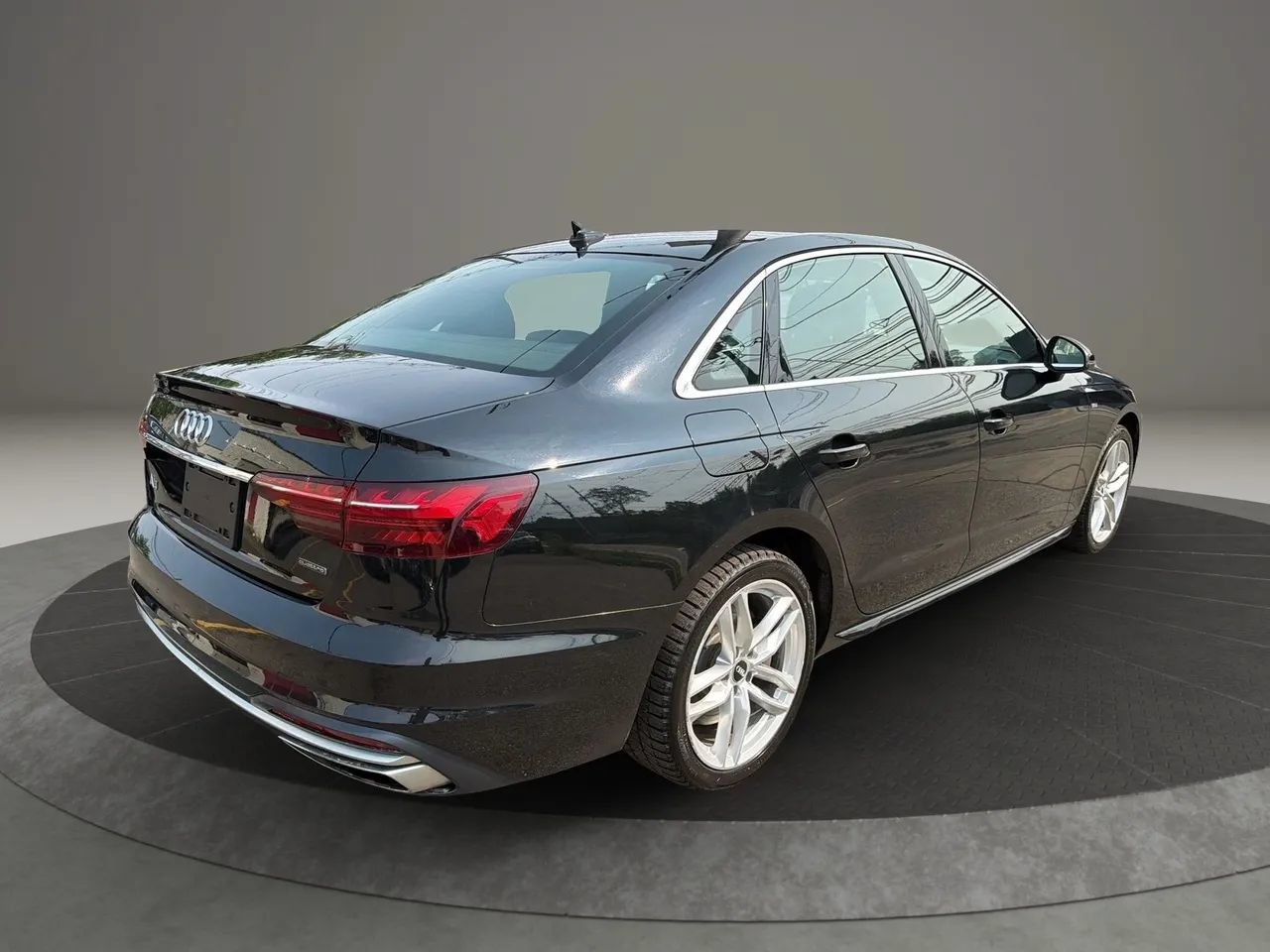 Used 2020 Audi A4 2.0T Premium w/ Convenience Package AWD/4WD image 5