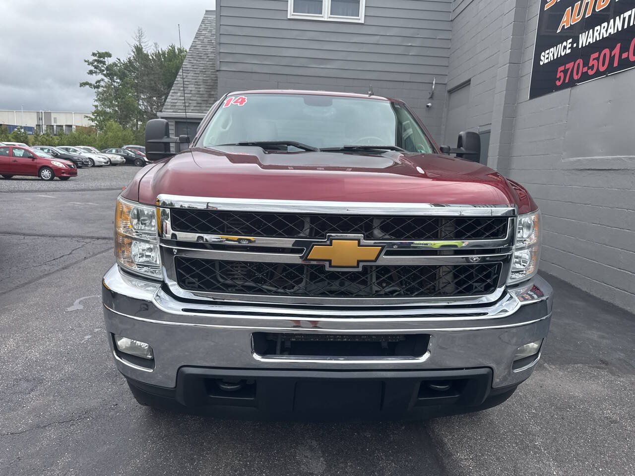 Used 2014 Chevrolet Silverado 2500 LT w/ Custom Sport Truck Package AWD/4WD image 2