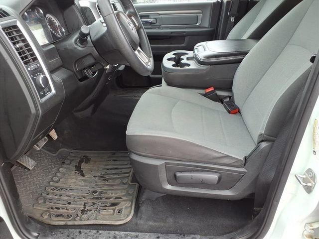 Used 2023 RAM 1500 Classic SLT w/ Electronics Group AWD/4WD image 11
