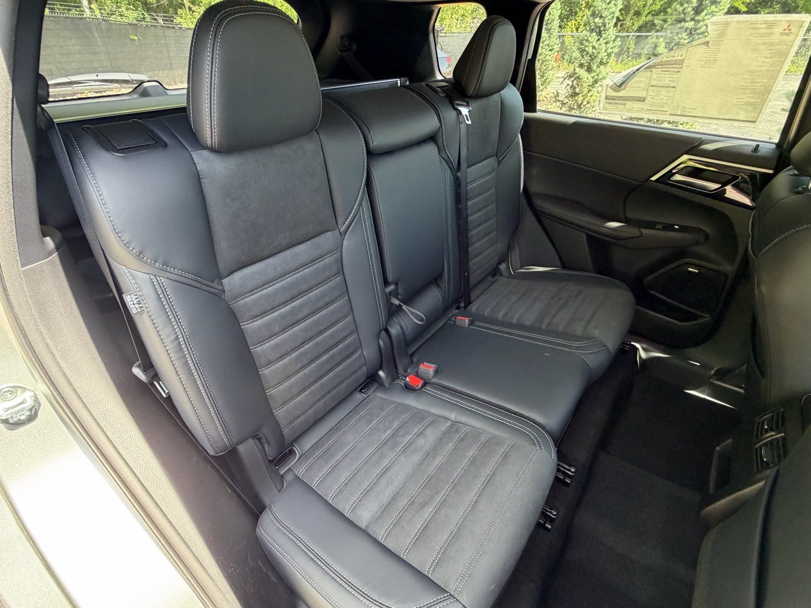 New 2026 Mitsubishi Outlander SE AWD/4WD image 14