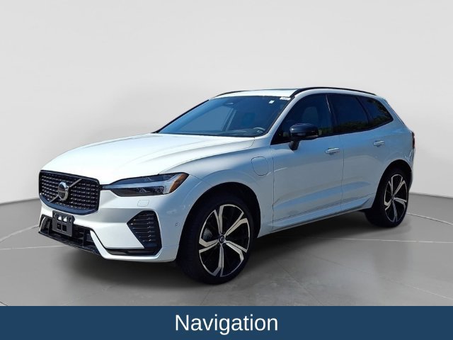 Used 2022 Volvo XC60 T8 R-Design w/ Advanced Package AWD/4WD image 4