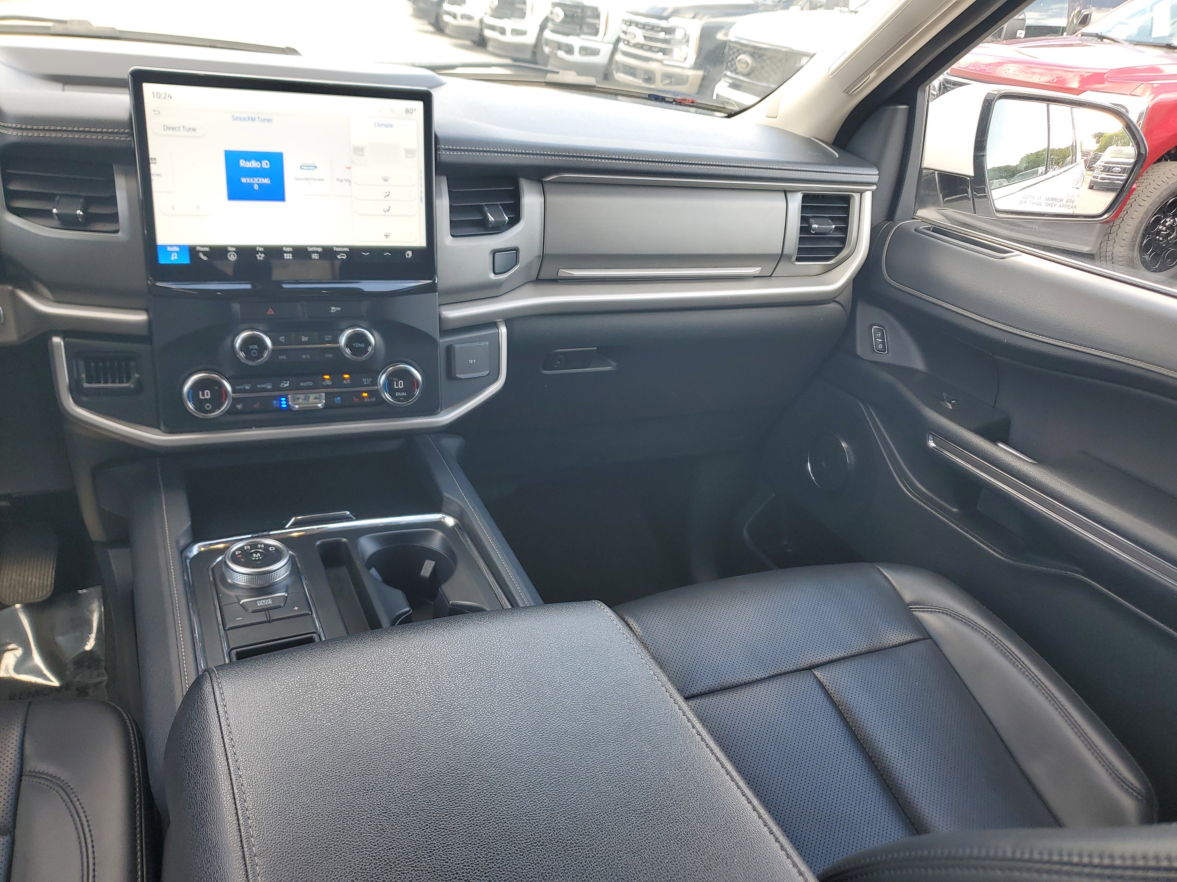 Used 2022 Ford Expedition XLT RWD image 18