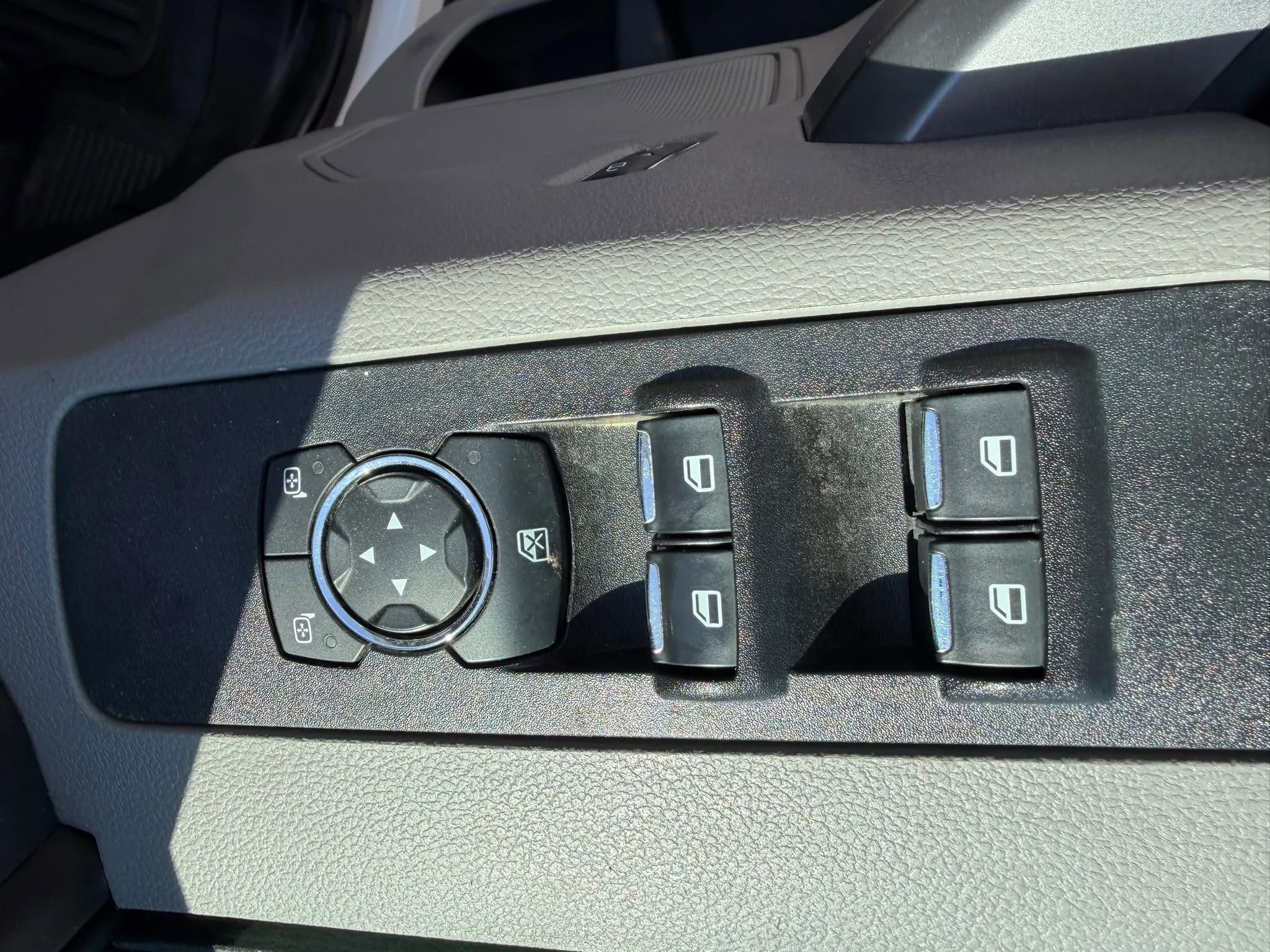 Used 2021 Ford F350 XLT w/ XLT Value Package AWD/4WD image 23