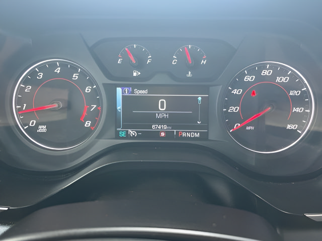 Used 2017 Chevrolet Camaro LT w/ Technology Package RWD image 19
