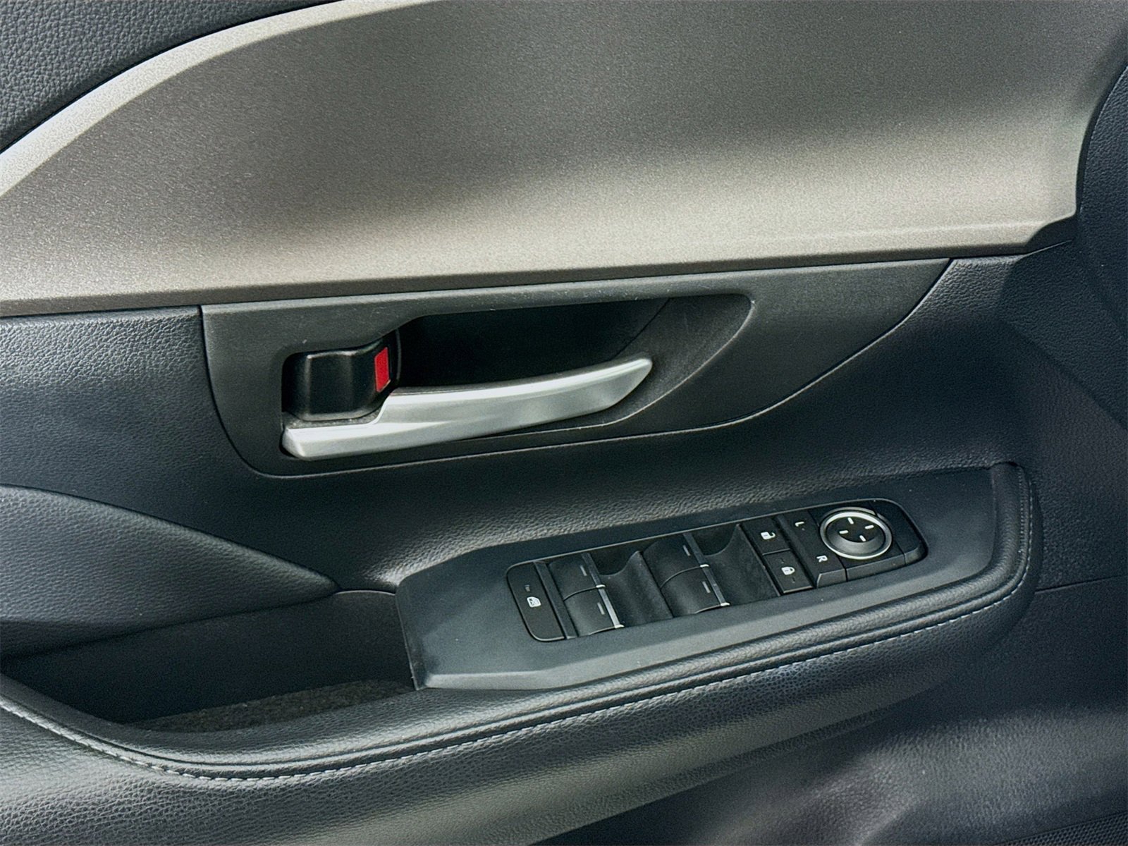 Used 2024 Toyota Grand Highlander XLE image 15