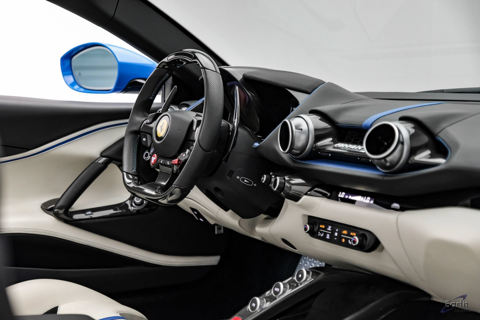 Used 2022 Ferrari 812 GTS RWD image 59