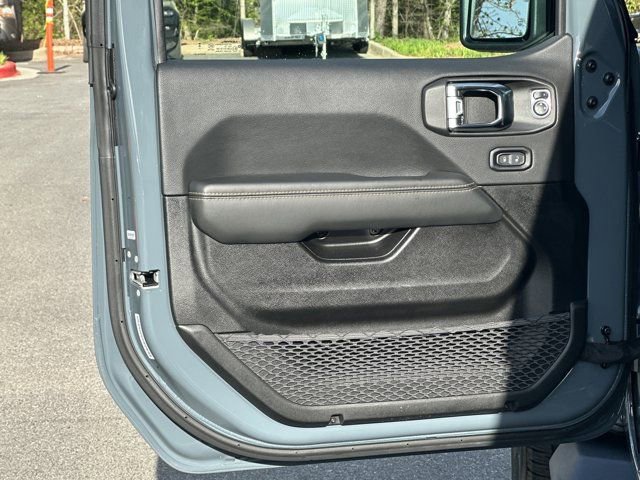 Certified 2025 Jeep Wrangler Unlimited Sahara image 10